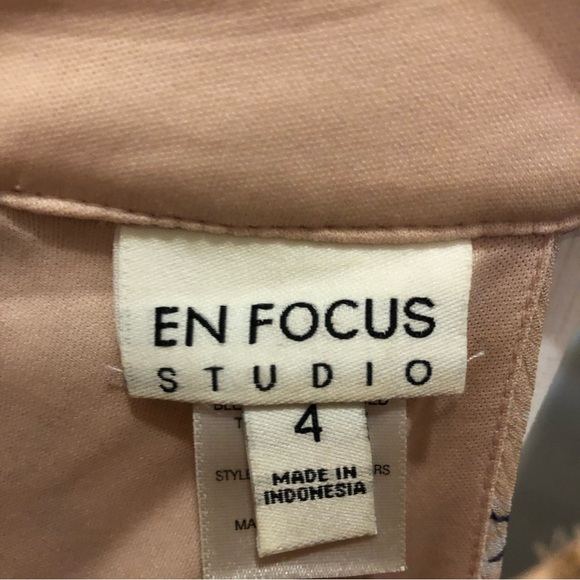 ☀️ En Focus Floral Sheer Layered High/Low Halter Dress Size 4 - Picture 9 of 10